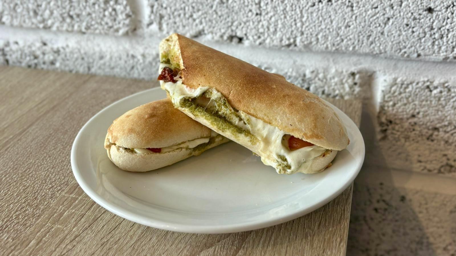 Mozzarella panini